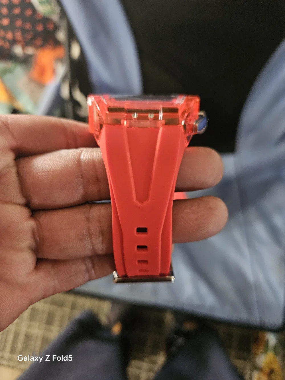 Invicta bold red